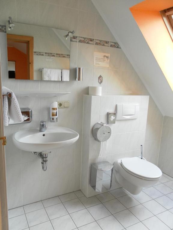 Landgasthof Asum Dasing Quarto foto